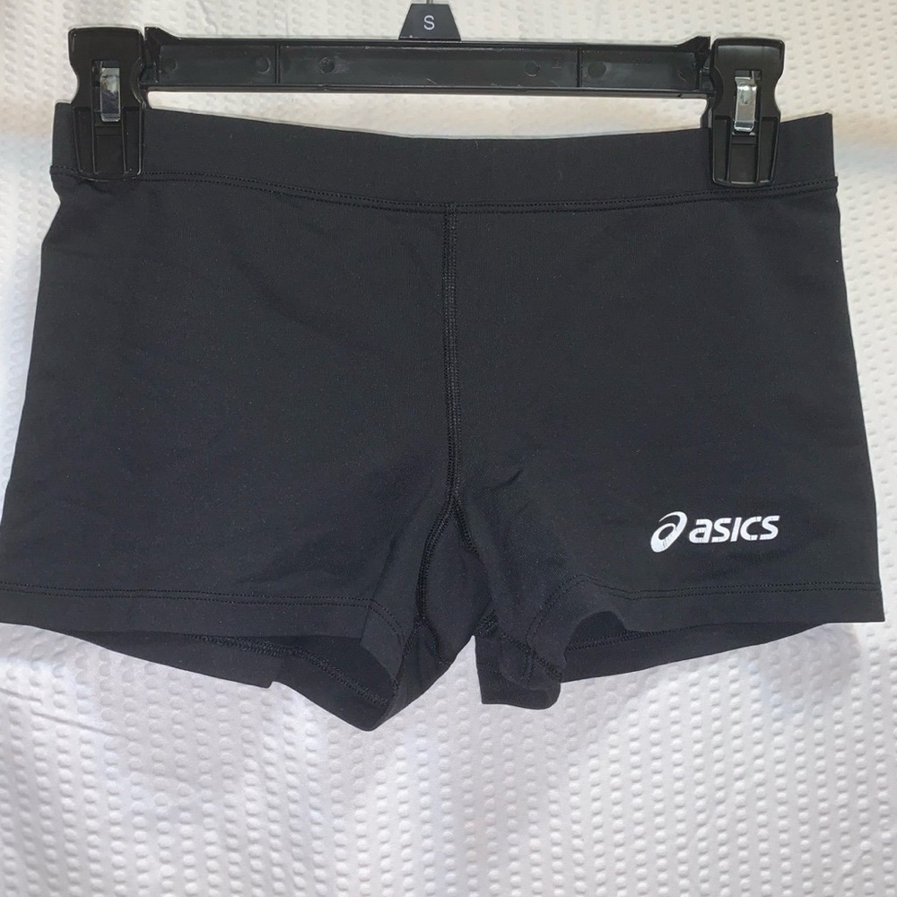 (SOLD DEPOP) ASICS Women’s Black 3” Court Shorts Size S